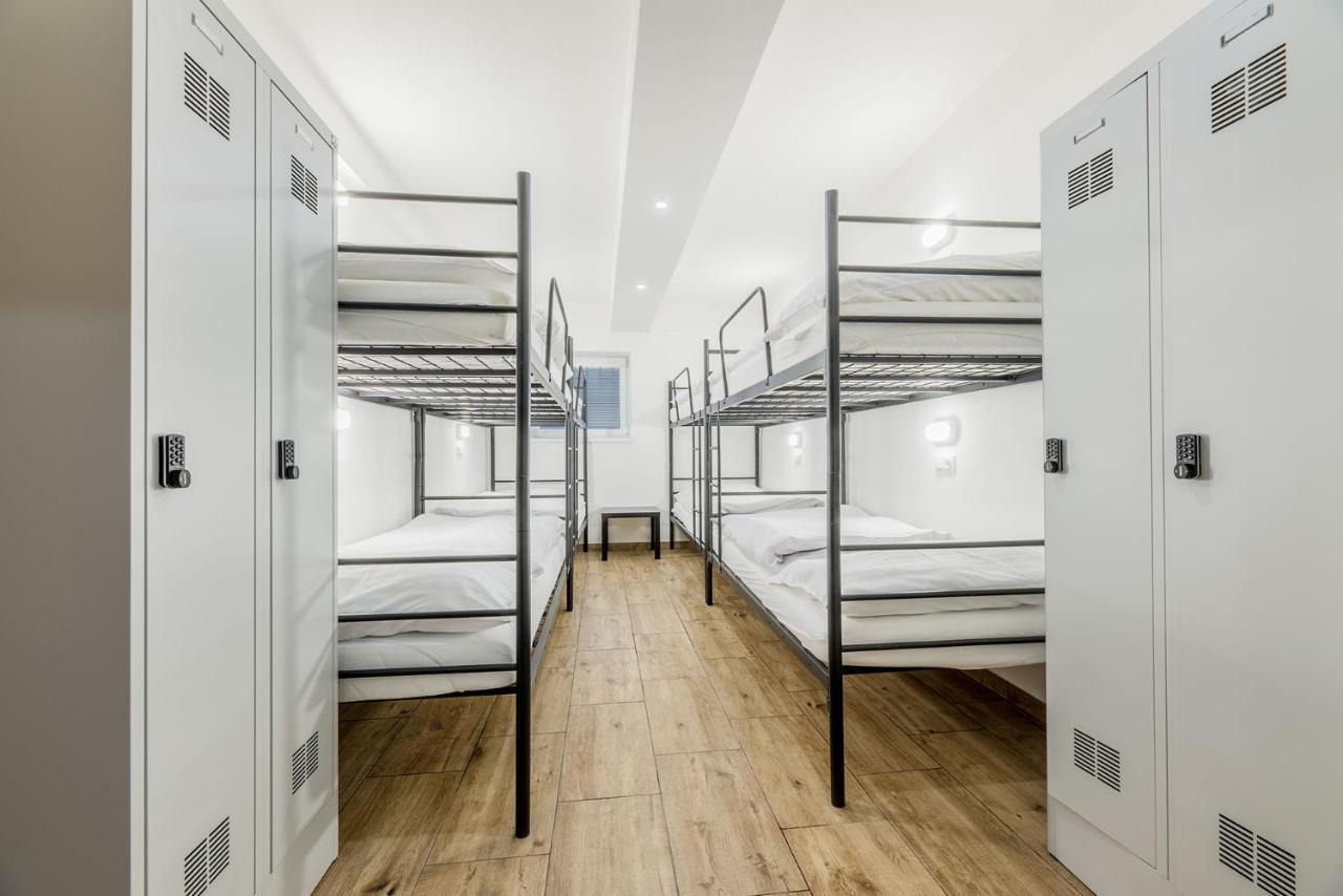 Hostel One Прешов Экстерьер фото