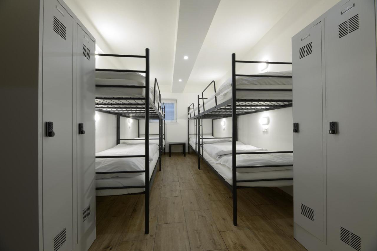 Hostel One Прешов Экстерьер фото